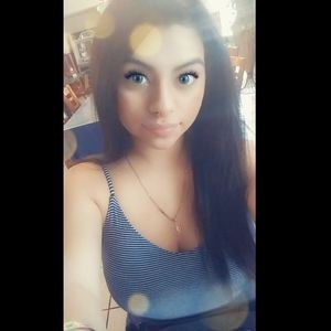 Meet your Posher, Ehime sofia